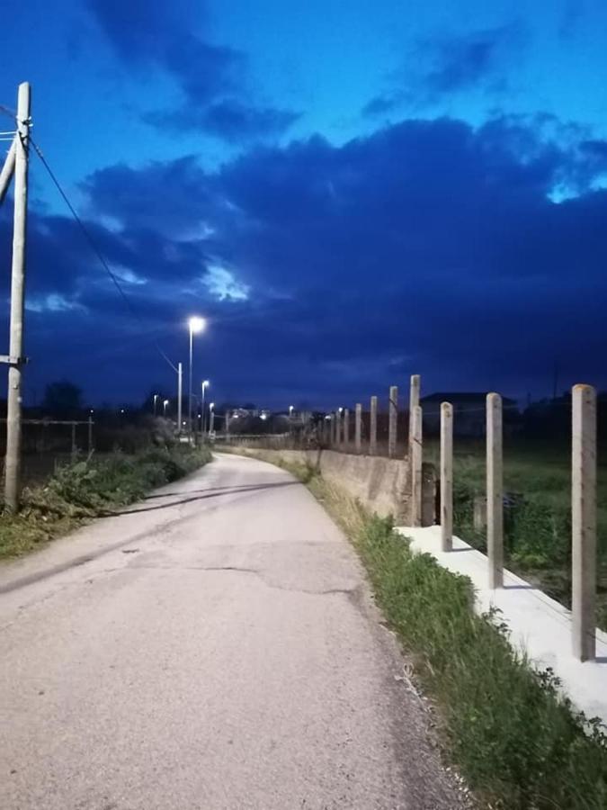 Villetta Nel Verde Асчеа Екстериор снимка